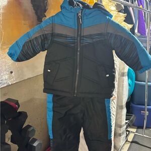Pacific Trail Black and Blue Outdoor Jacket and Pants Set